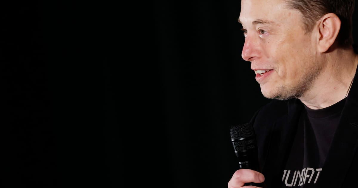 Franta investigheaza platforma X a lui Musk privind algoritmul