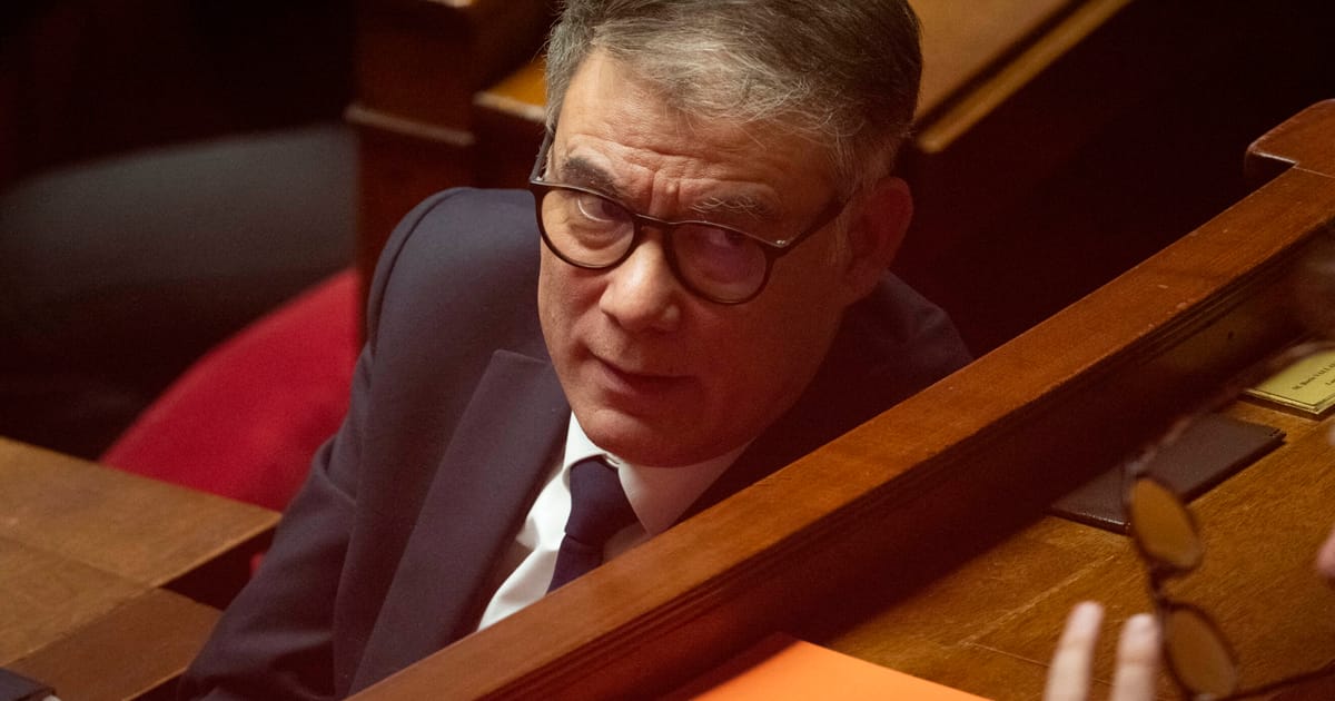 Candidatii se pregatesc pentru cursa de leadership a socialistilor francezi