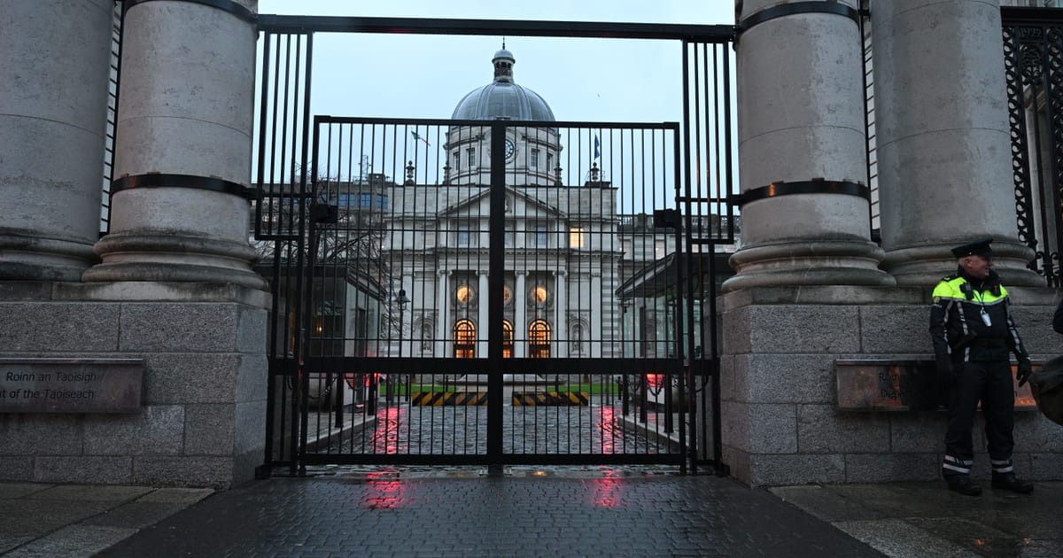 Haos cand opozitia din Irlanda opreste sedinta parlamentului