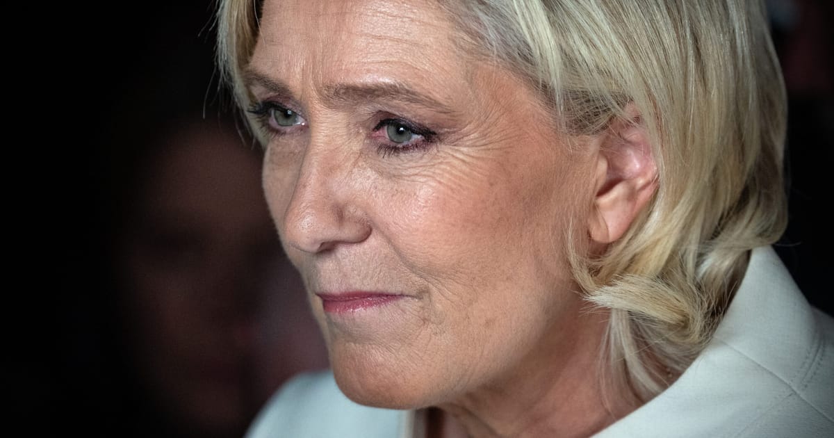 Le Pen este infranta dar nu rapusa