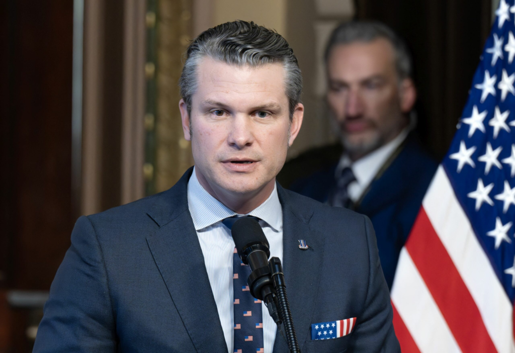 Administratia Trump introduce noi restrictii pentru jurnalistii Pentagonului