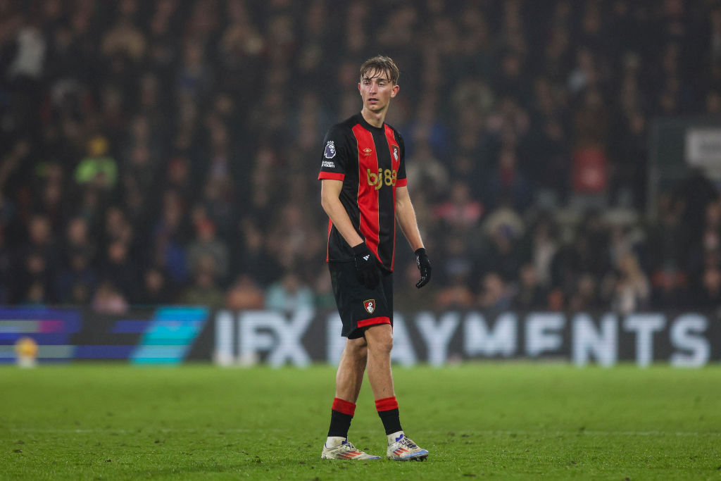 Dorit de Liverpool si Chelsea Dean Huijsen semneaza cu Real Madrid