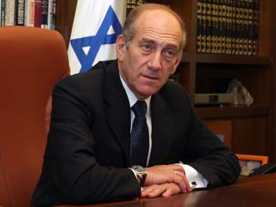 Fost premier israelian Actionsile din Gaza sunt crime de razboi