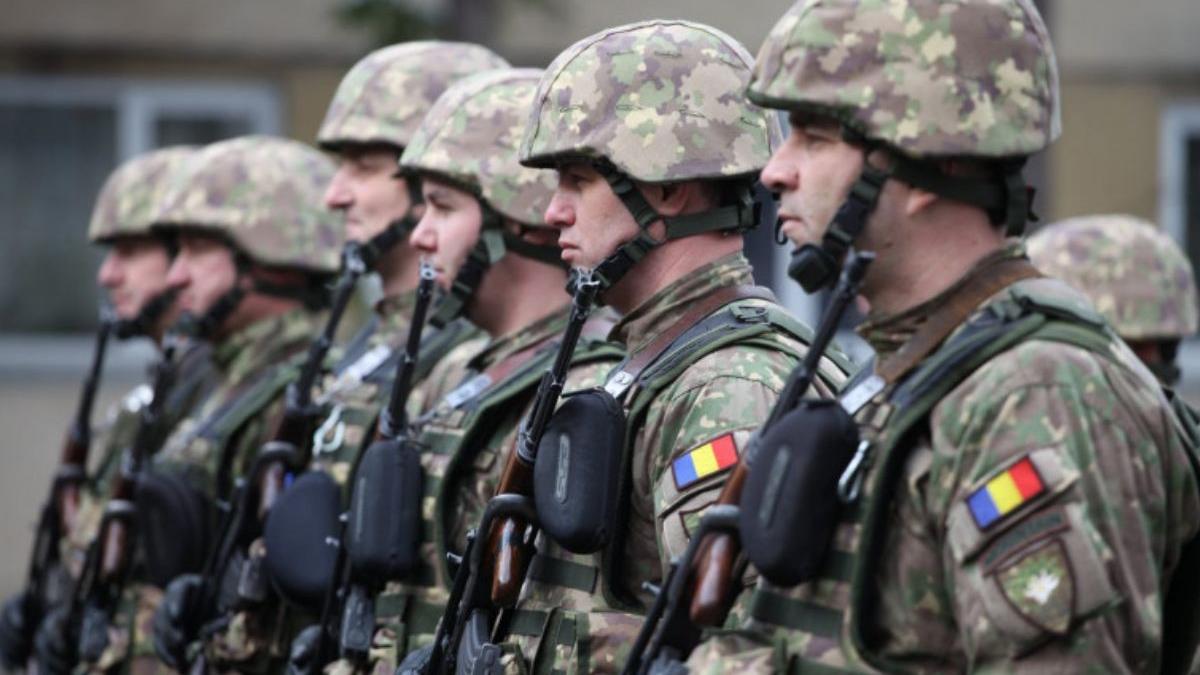 MApN clarifica informatiile false despre salariile militarilor