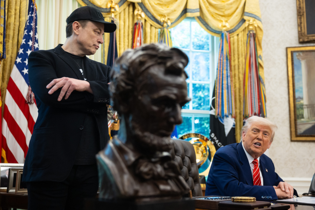 Cearta dintre Musk si Trump glume la CE