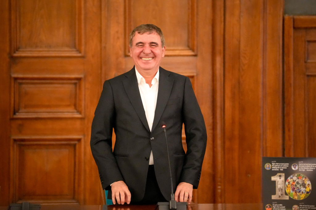 Gheorghe Hagi parasete funcia de manager tehnic