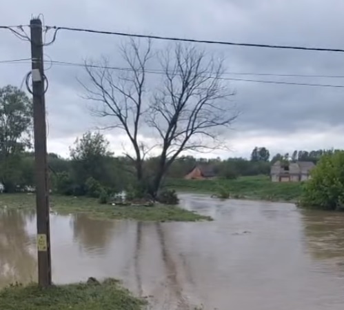 Inundatiile din Covasna Se va face bresa pe dig