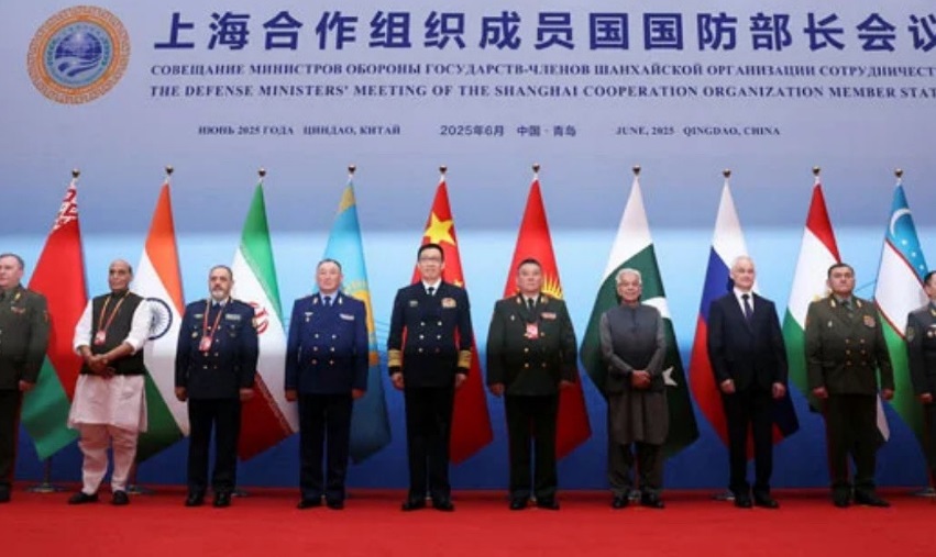 Ministrii Apararii din Iran si Rusia se intalnesc