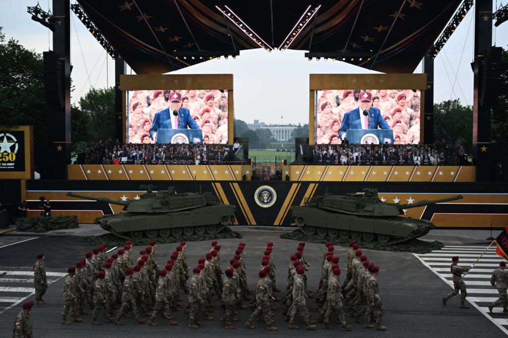 Parada militara a SUA se intampla de ziua lui Trump
