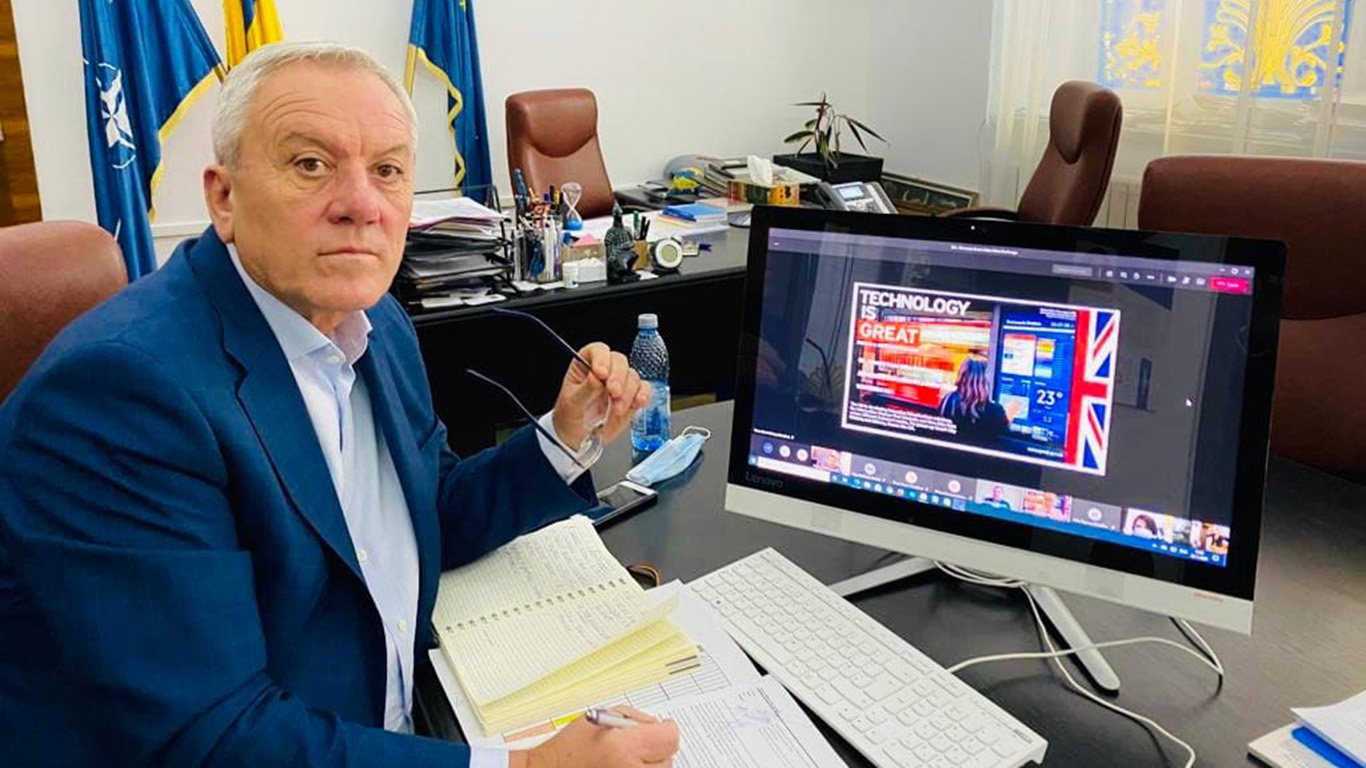 Primarul suspende investitiile in fotbal Gloria Buzau la un pas de colaps
