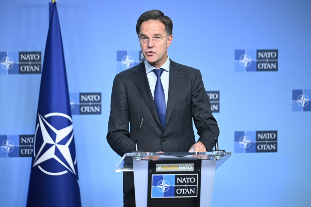Seful NATO solicta o crestere de 400 a unitatilor de aprare