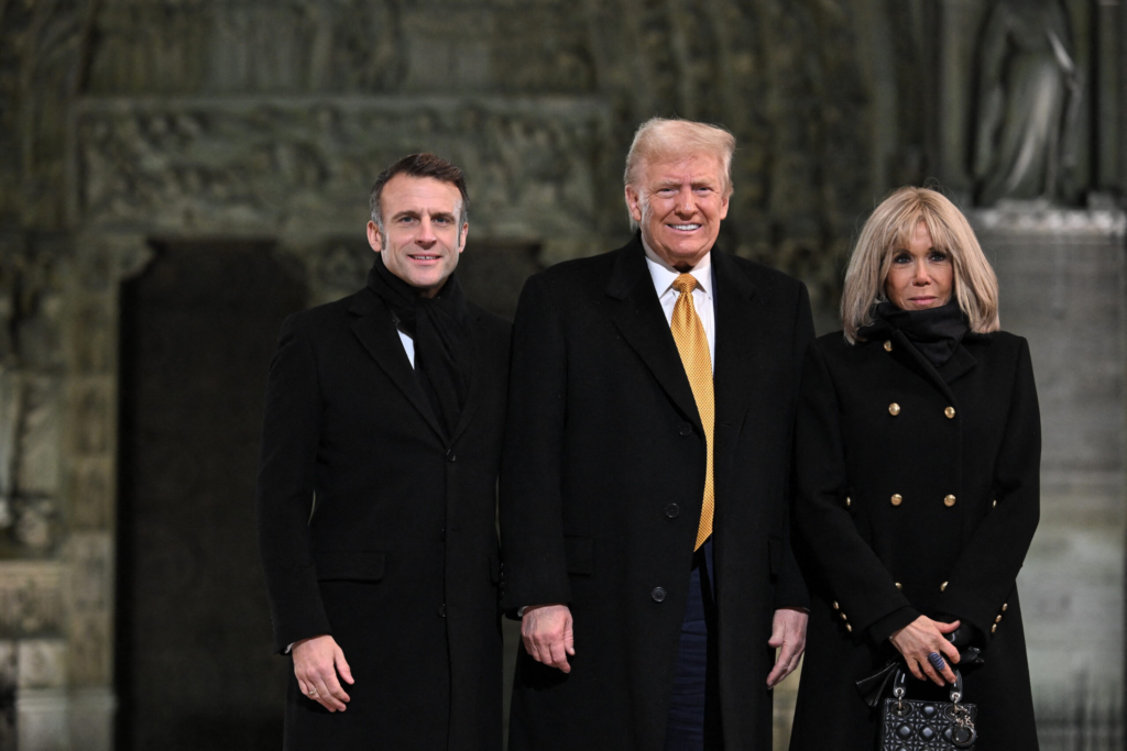 Sfatul lui Trump pentru Macron Tine usa inchisa