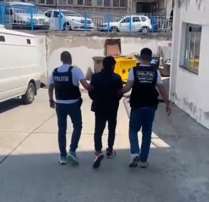 Cluj Adolescent arestat 30 de zile pentru infractiuni