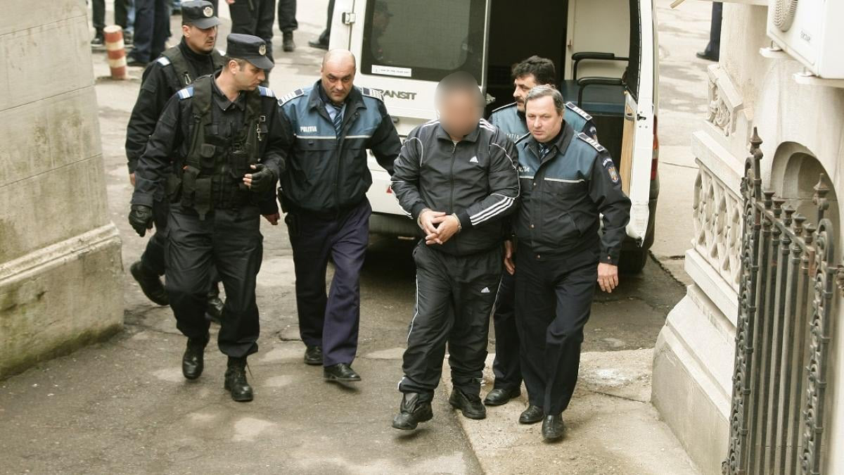 Clujeni condamnati pentru droguri dupa interceptari