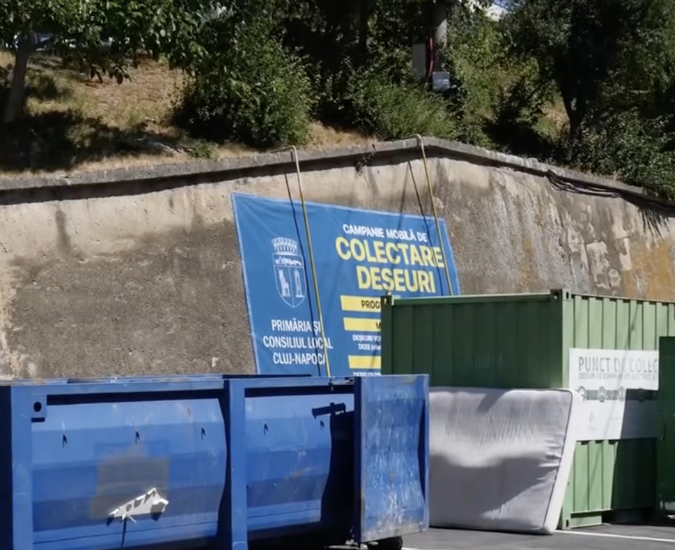 Clujenii pot duce gratuit mobila veche la centru