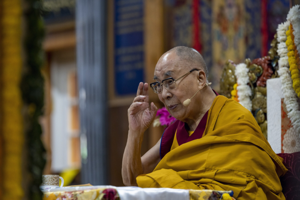 Dalai Lama respinge implicarea Chinei in succesiune