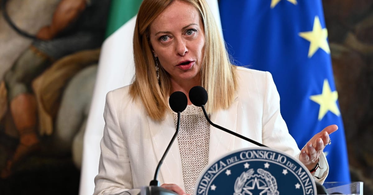 Meloni considera atacul israelian asupra bisericii din Gaza inacceptabil