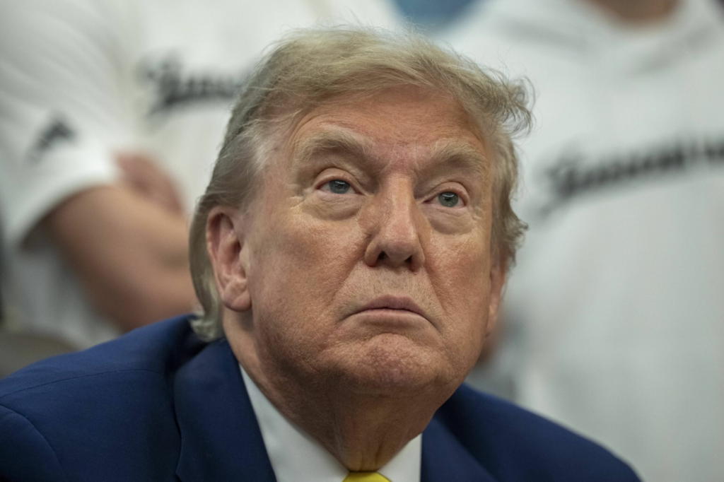 Seful securitatii cibernetice din New York critica reducerile lui Trump