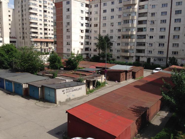 Clujenii cer daramarea garajelor vechi din Marasti