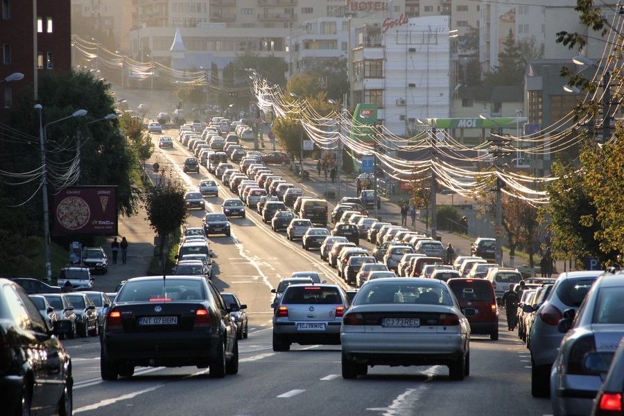 Clujenii pierd timp in trafic spre Baciu