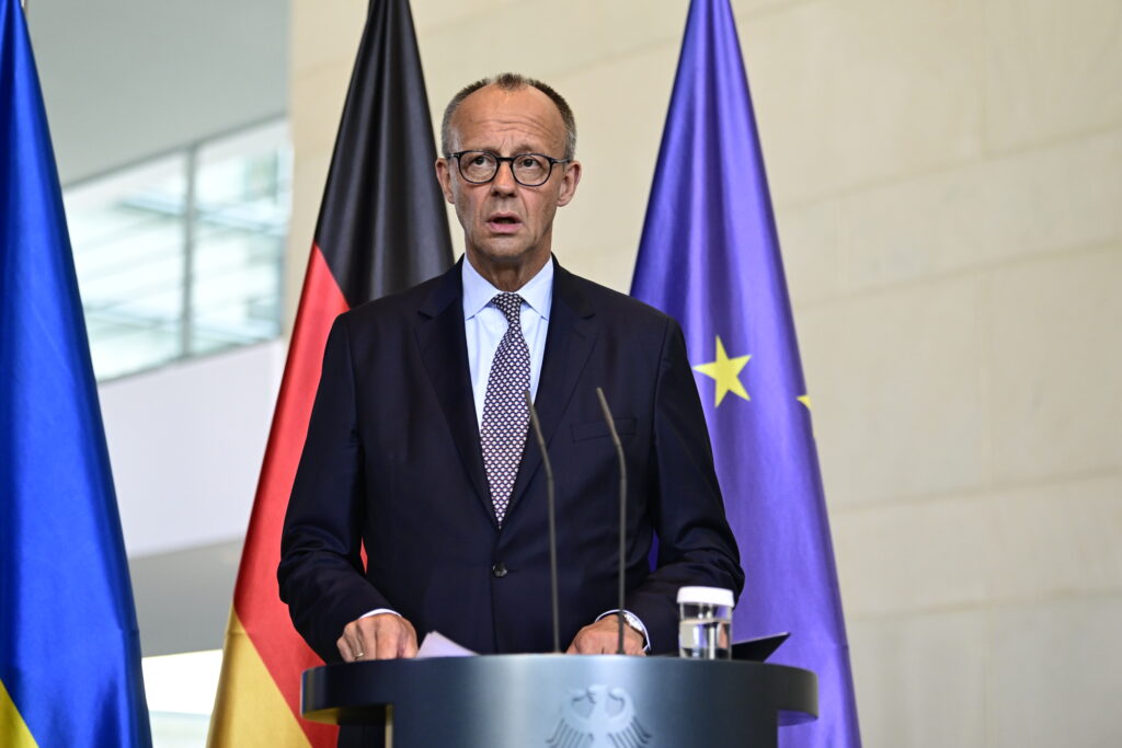 Merkel afirma ca Putin si Zelenski se vor intalni curand