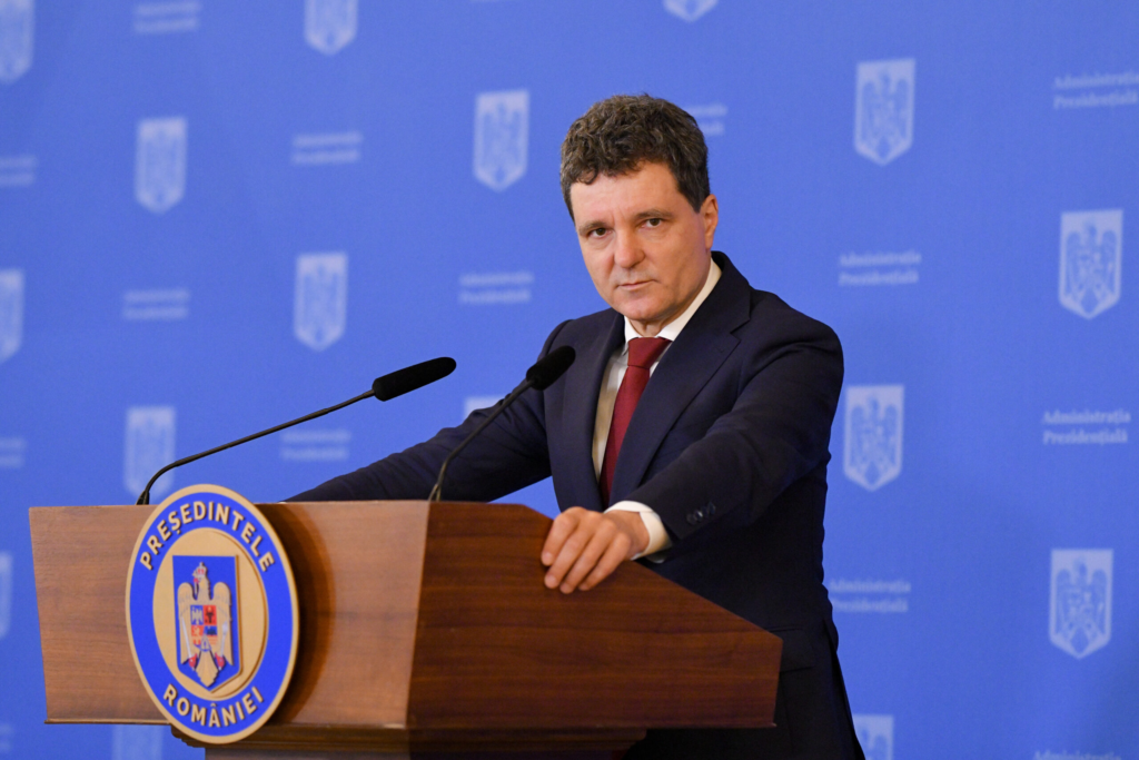 Nicustor Dan simbol al unei scheme frauduloase rapide
