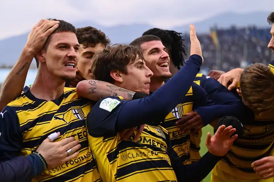 Parma investeste in viitor Un tanar de la Farul pleaca in Italia