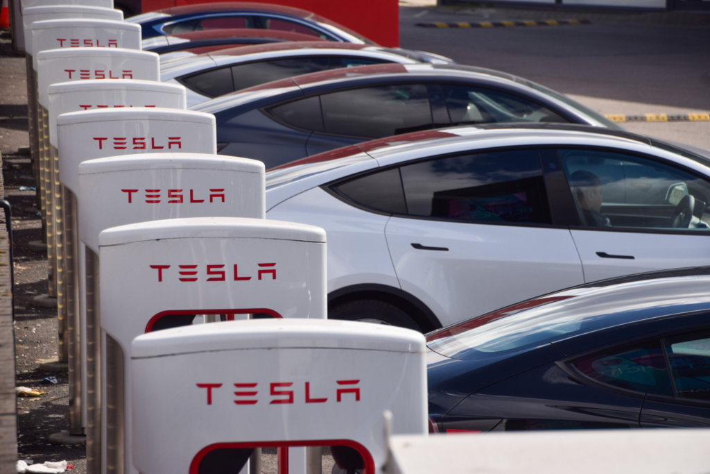 Tesla considerata partial vinovata pentru accidentul cu Autopilot