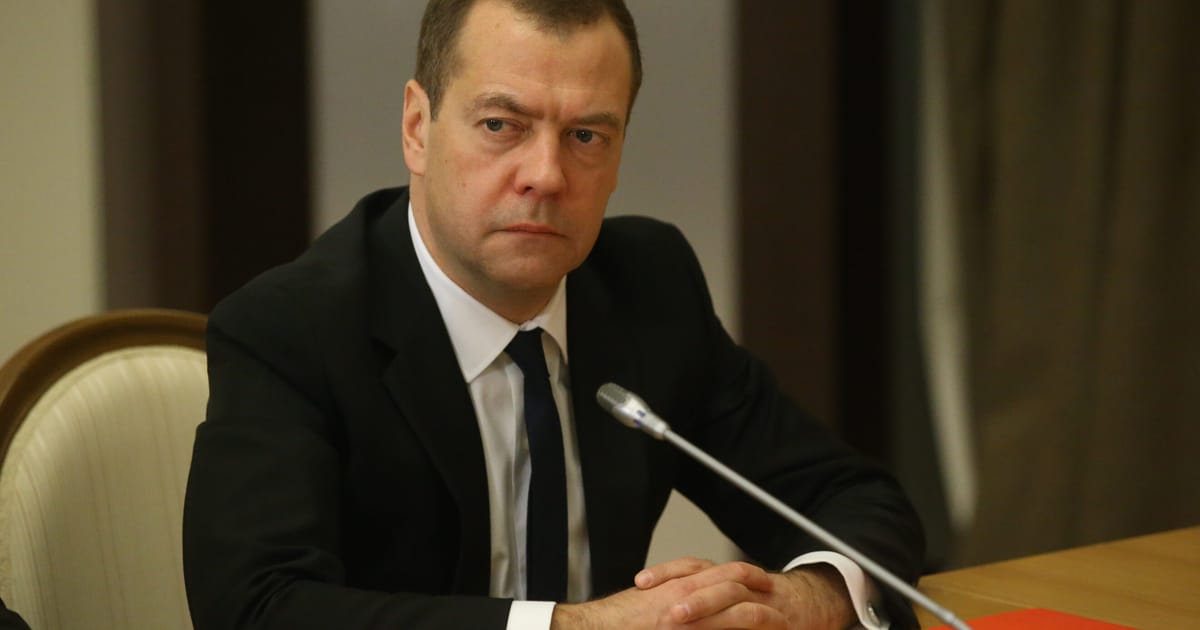 Trump ameninta pe Medvedev din Rusia