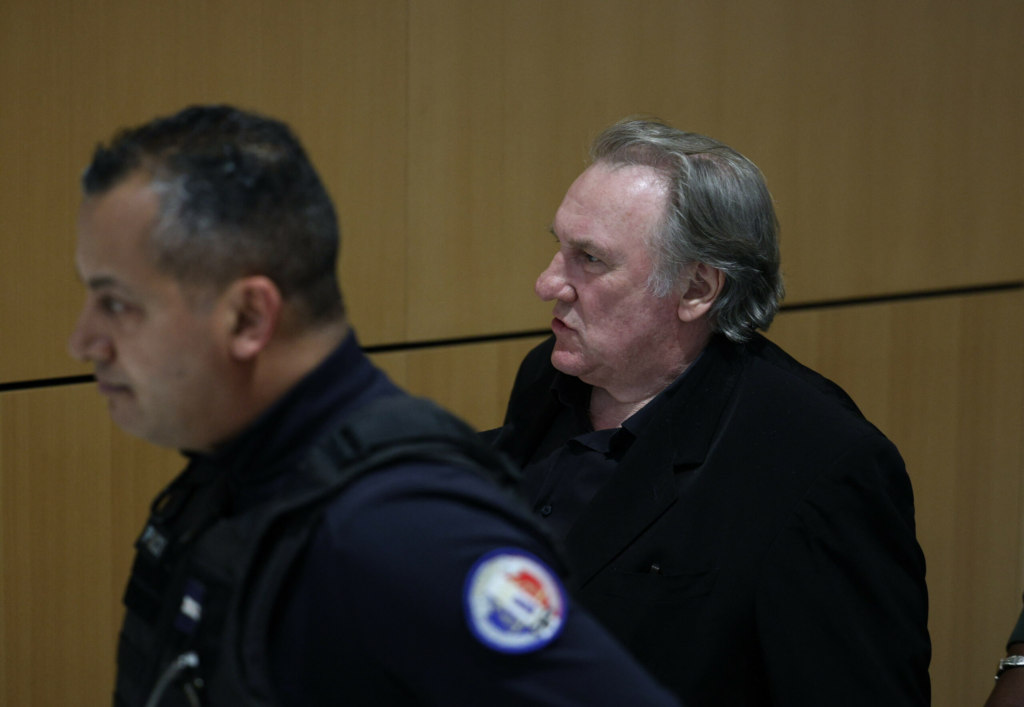 Actorul Gerard Depardieu va fi judecat pentru viol