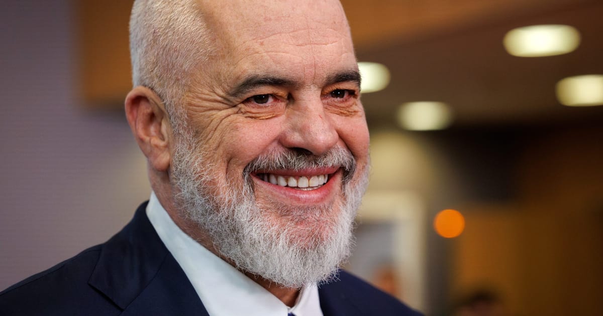 Albania numeste primul ministru generat de AI