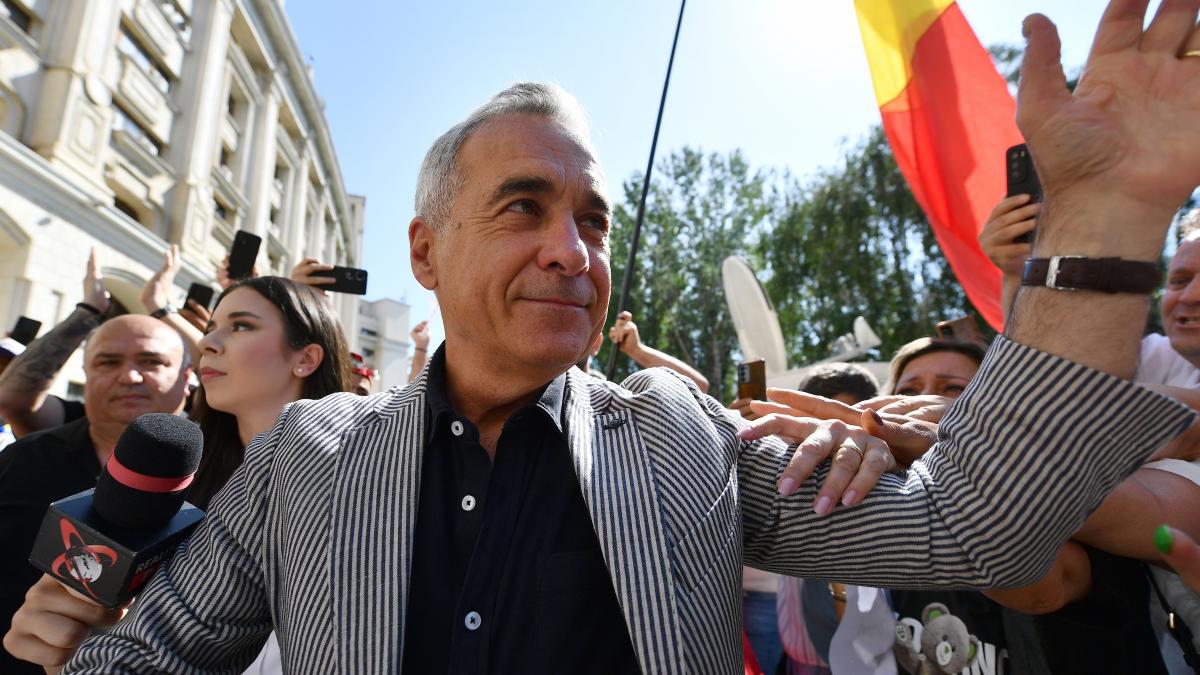 Calin Georgescu va locui in Romania din 2024