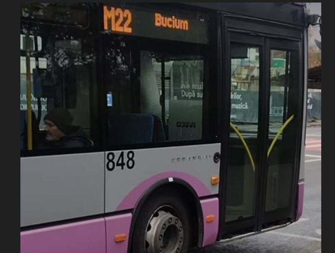 Clujenii din Floresti solicta mai multe autobuze M22 dimineata