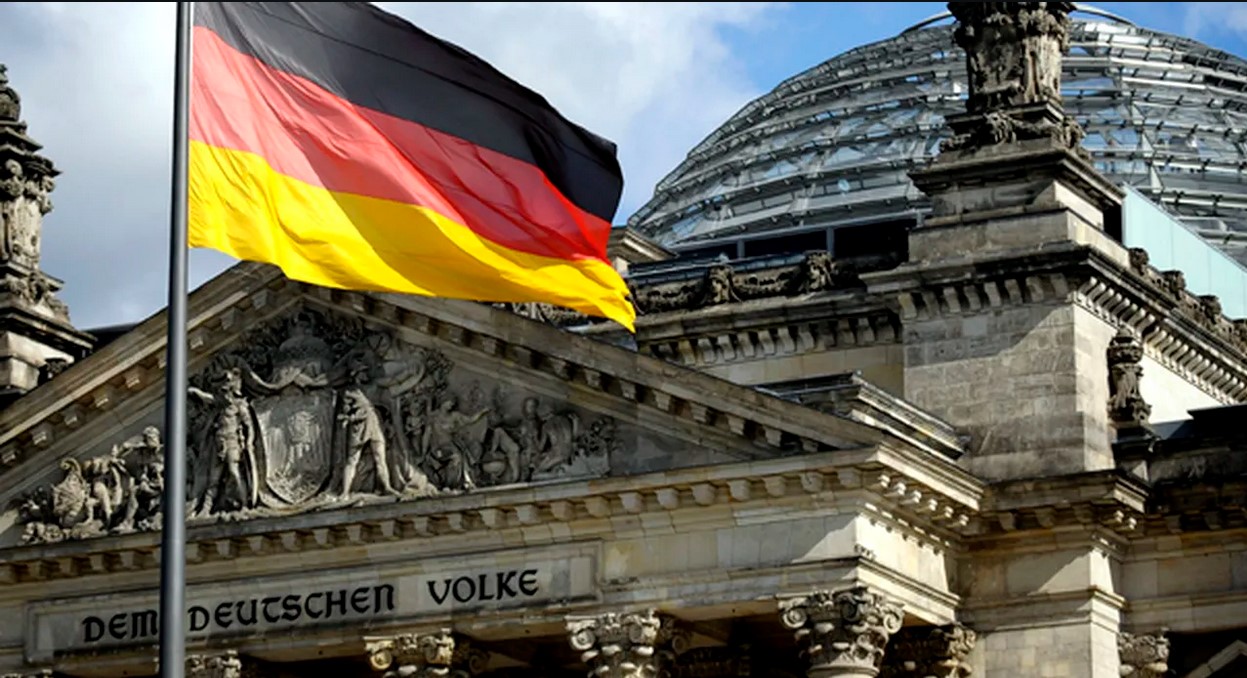 Germania sprijina utilizarea fondurilor rusesti inghetate pentru Ucraina