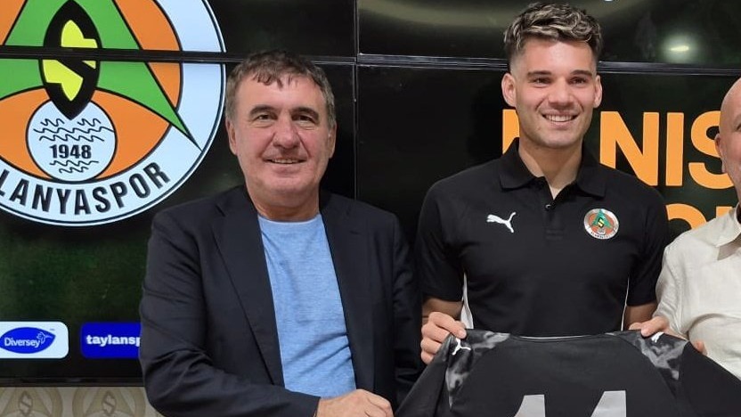 Ianis Hagi a semnatt cu o noua echipa