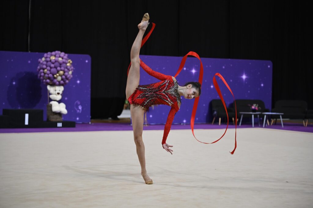 Cristina Halep nepoata Simonei Halep exceleaza la gimnastica