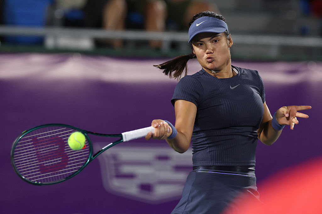 Emma Raducanu pierde in fata Jessicai Pegula la China Open