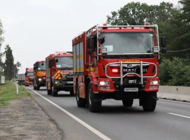 Incendiu in apartament la Cluj pompierii intervin