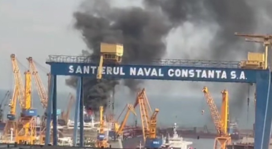 Incendiu pe o nav n reparaie la Constana