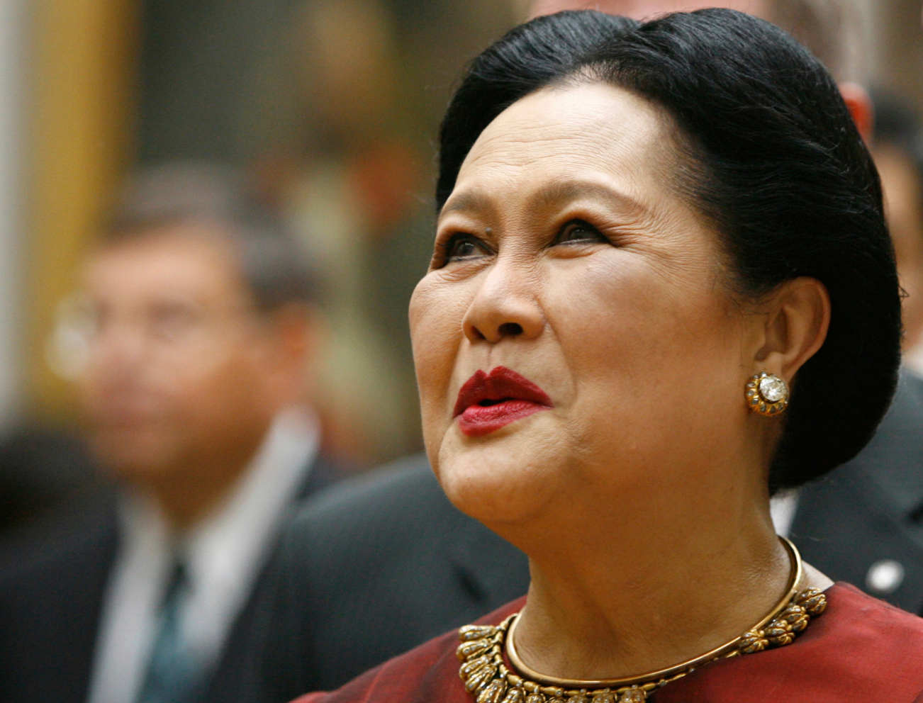 Regina Mama a Thailandei Sirikit a murit la 93 de ani
