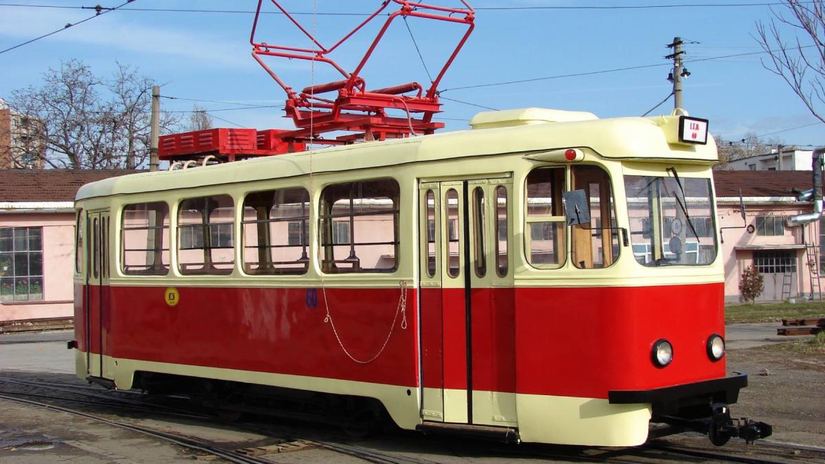 Tramvaiul a plecat singur din depou 4 raniti
