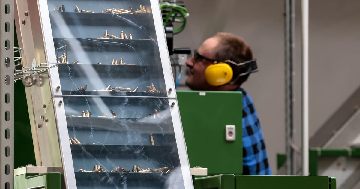 UE vrea sa foloseasca miliardele inghetate ale Rusiei pentru arme