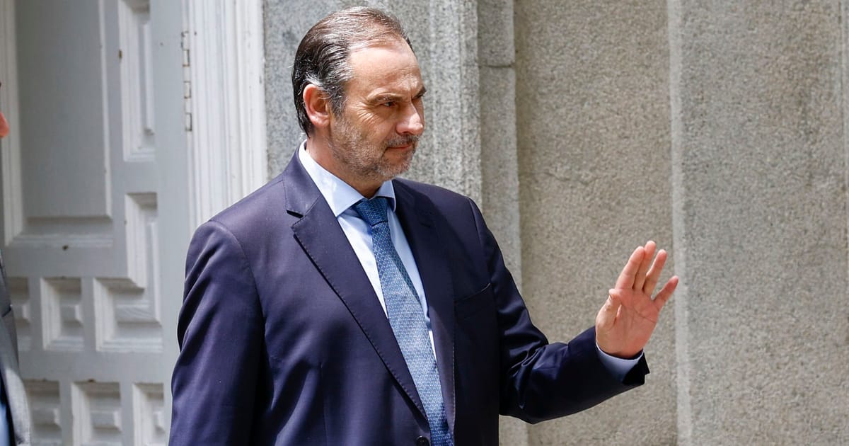 Judecatorul inchide un fost ministru spaniol inainte de proces