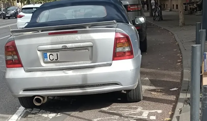 Pericol pe pista de biciclete din Cluj
