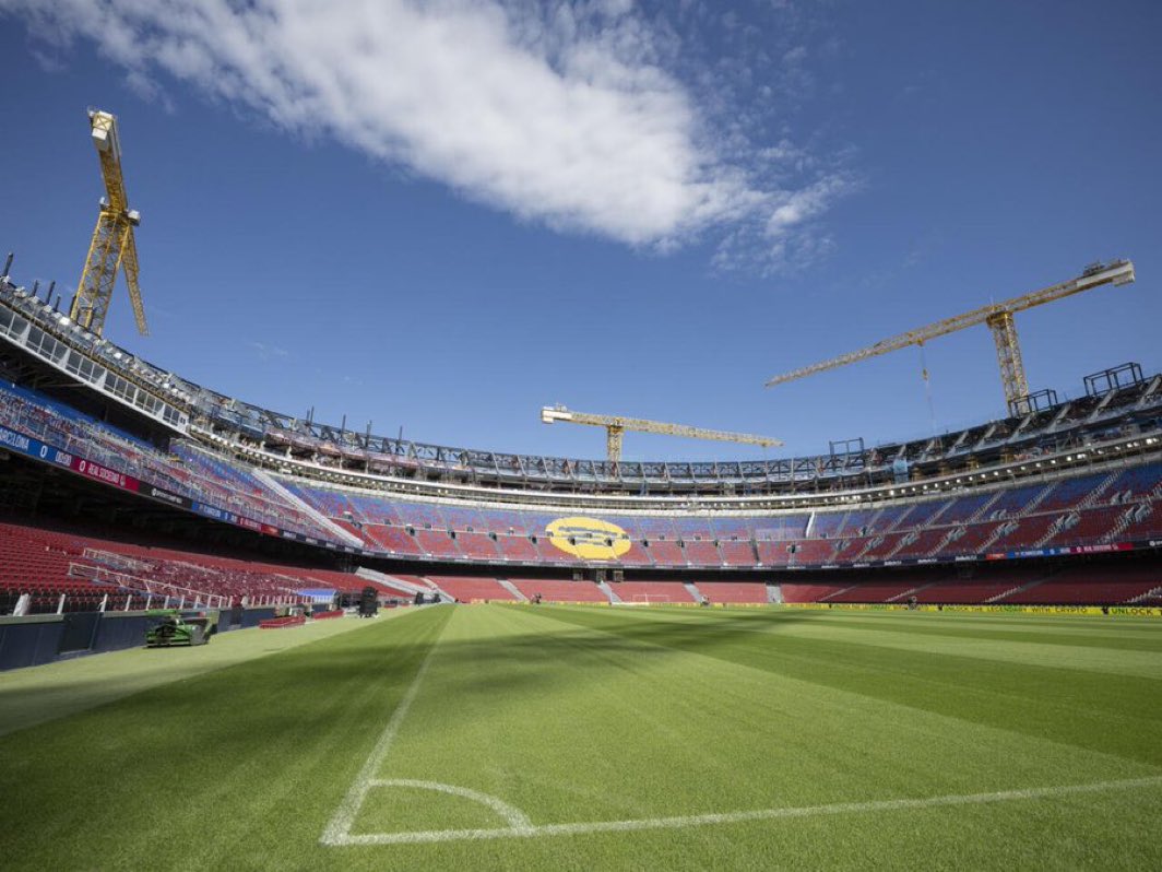 UEFA aproba intoarcerea Barcelonei pe Camp Nou