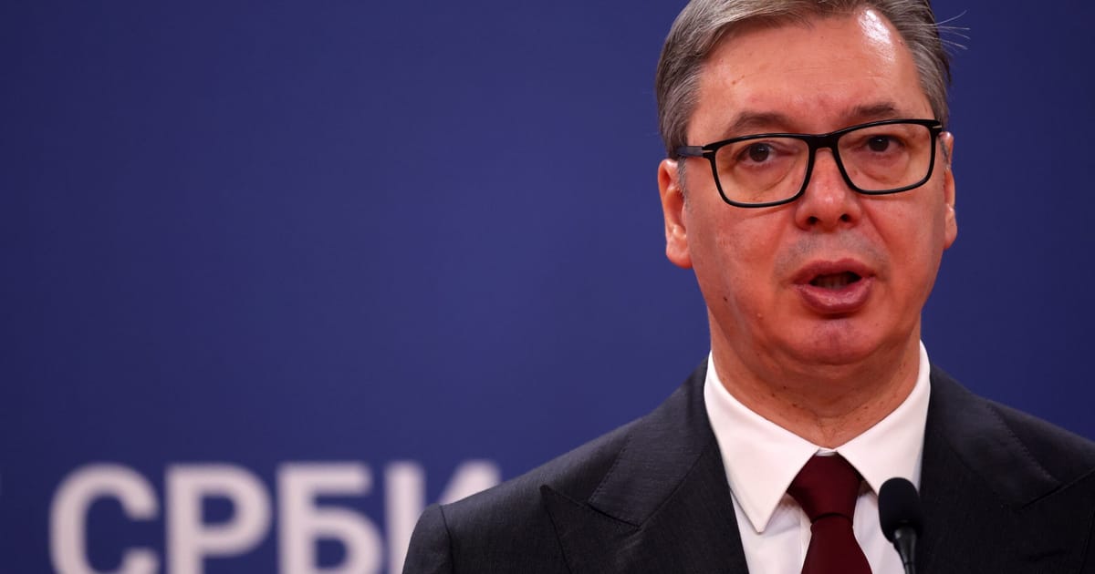 Vucic din Serbia neaga legatura cu turismul de lunetist de la Sarajevo