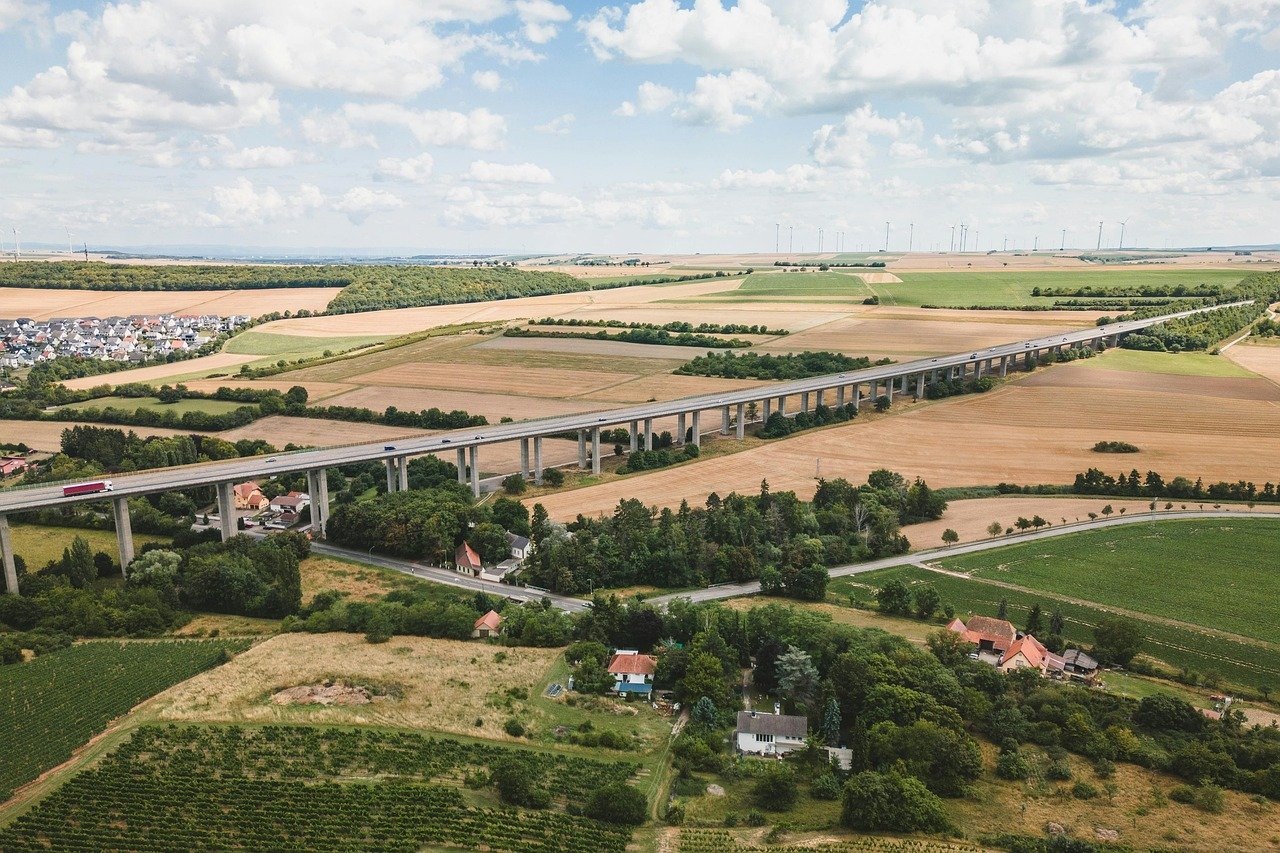 Ce trebuie sa stii despre transportul a peste sapte persoane in Ungaria