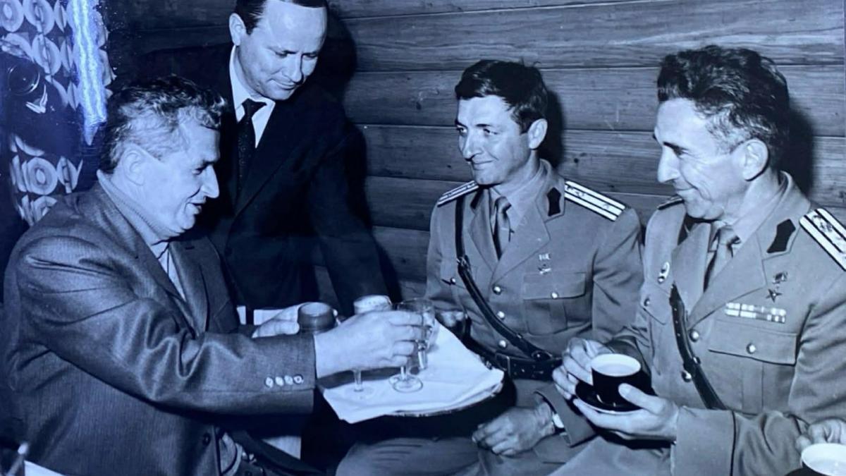 Comunismul a disparut dar Ceausescu ramane