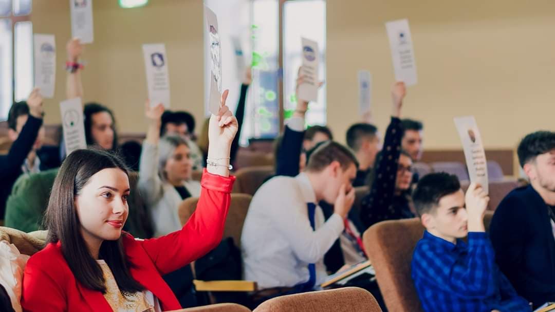 Ministerul Educatiei introduce ConsEDU pentru consiliere profesionala