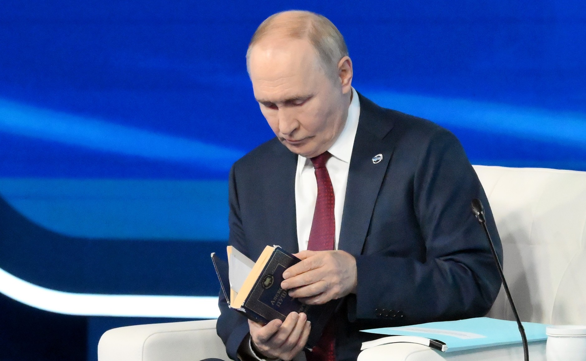Moment umilitor pentru Putin a tacut 34 de secunde